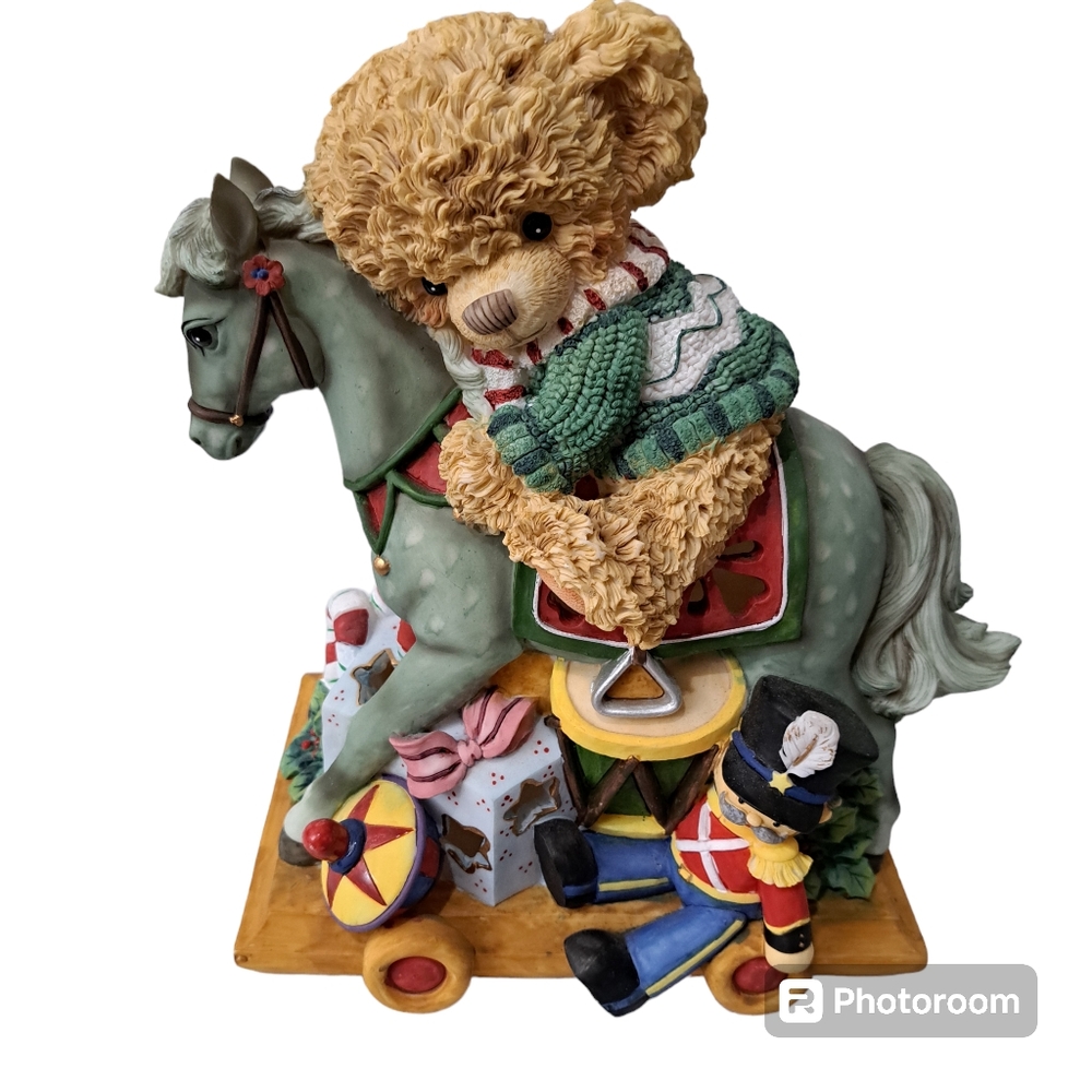 Teddy bear holiday decor